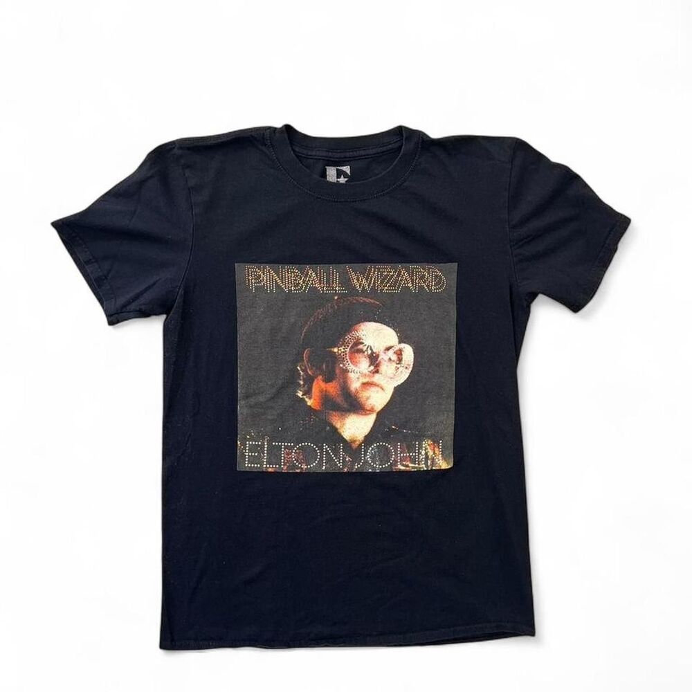 Vintage Black Graphic Tee Size Medium